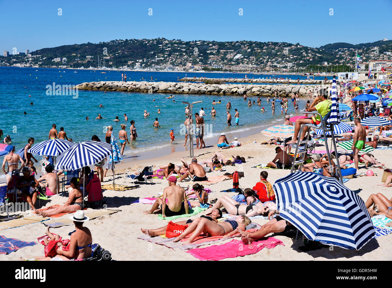Sunny Beach on Antibes - Juan les Pins - French Riviéra - France Stock Photo