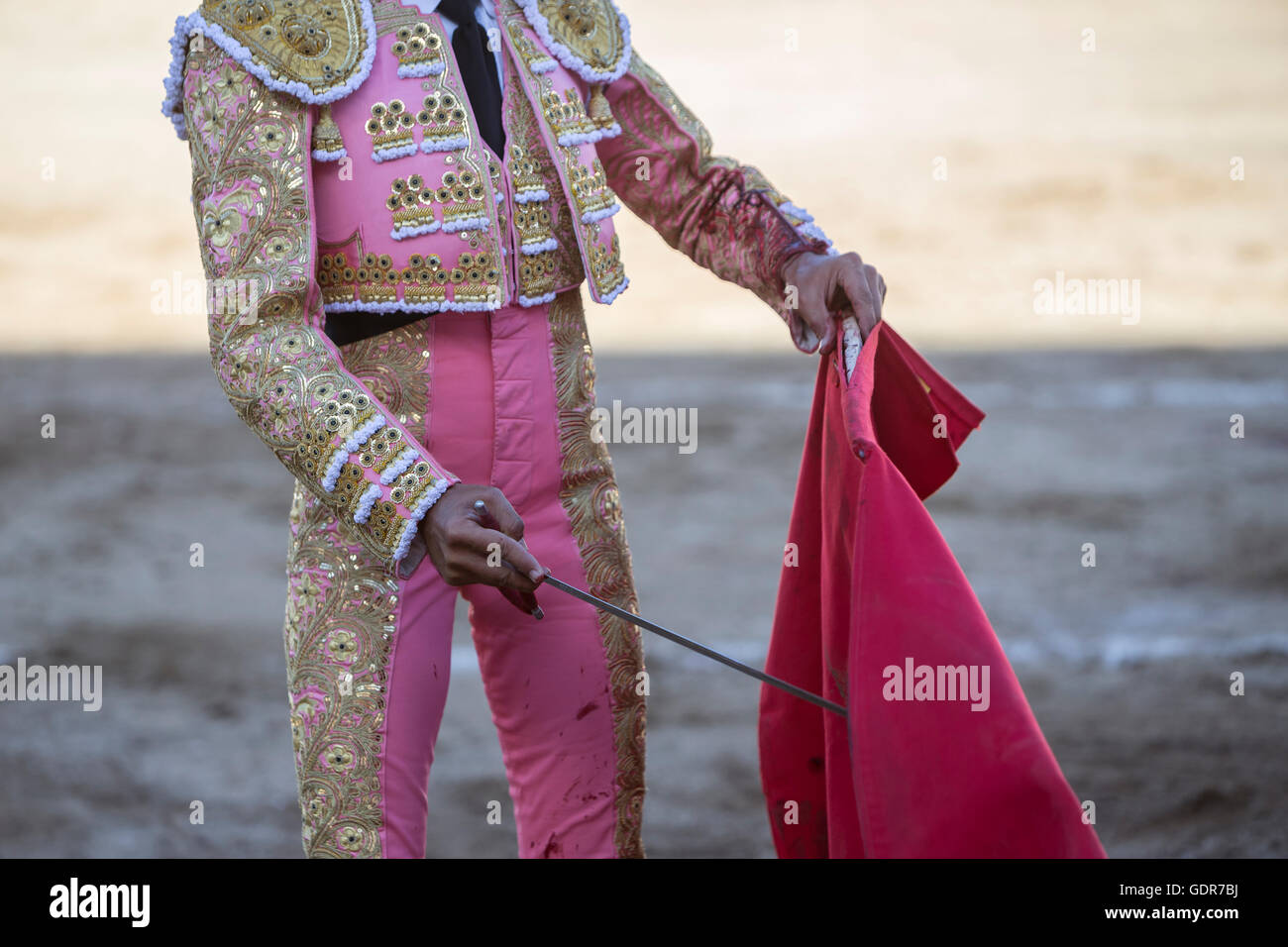 Bullfighter Curro Diaz bullfighting with the crutch in the Bullring of Linares, Spain Stock Photo