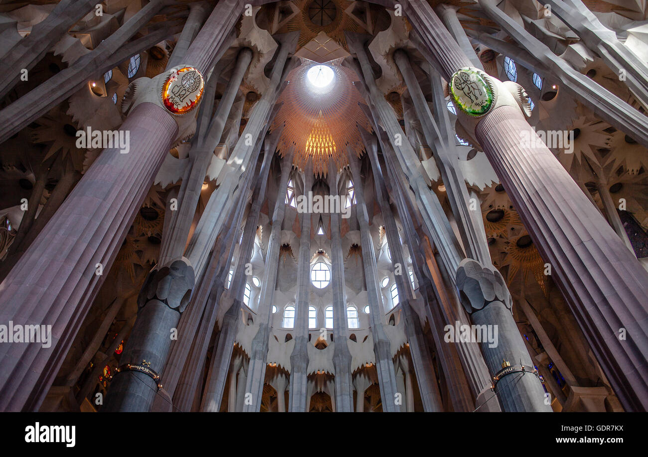 Sagrada familia interior central hi-res stock photography and images ...