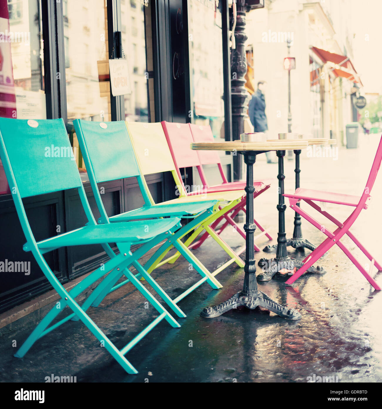 Vintage Paris Cafe Stock Photo - Alamy