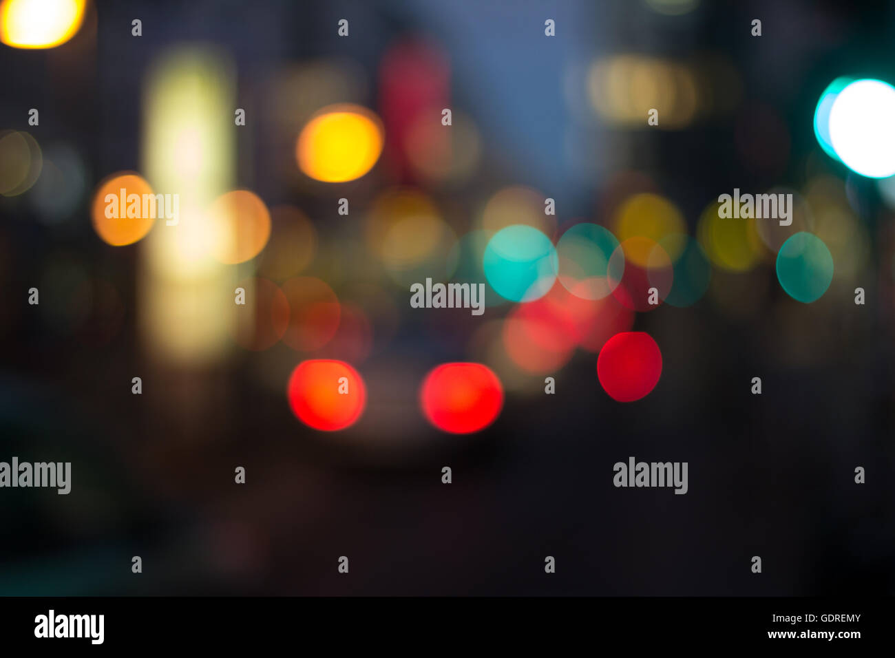 Night street lights hi-res stock photography and images - Alamy