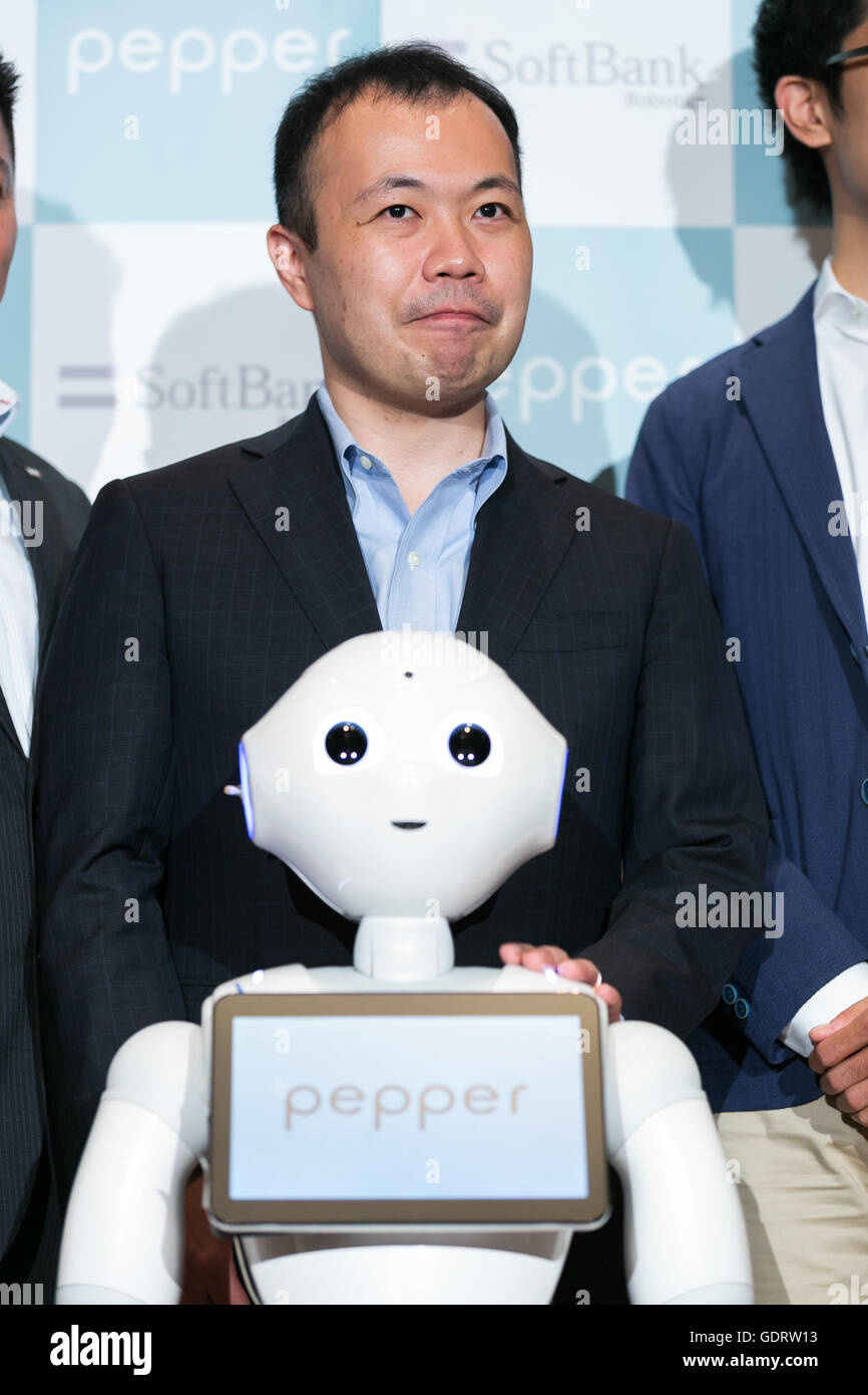 Kenichi yoshida hi-res stock photography and images - Alamy