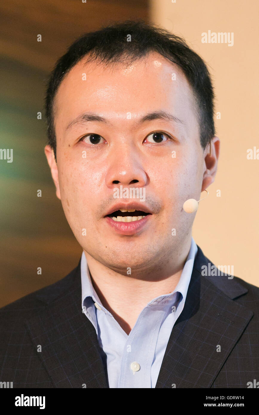Kenichi yoshida hi-res stock photography and images - Alamy