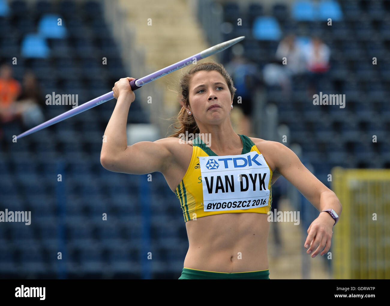 Womens javelin qualifying hires stock photography and images Alamy
