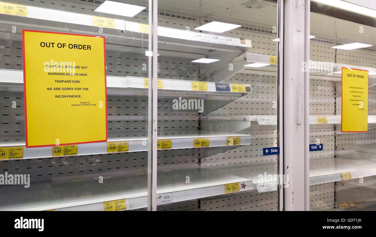 North London, UK. 21 July 2016.  Display sign on the freezer cabinet in Tesco Express.  Freezer cabinets in Harringay branch of Tesco Express are not working due to hot weather and high  temperature. Credit:  Dinendra Haria/Alamy Live News Stock Photo