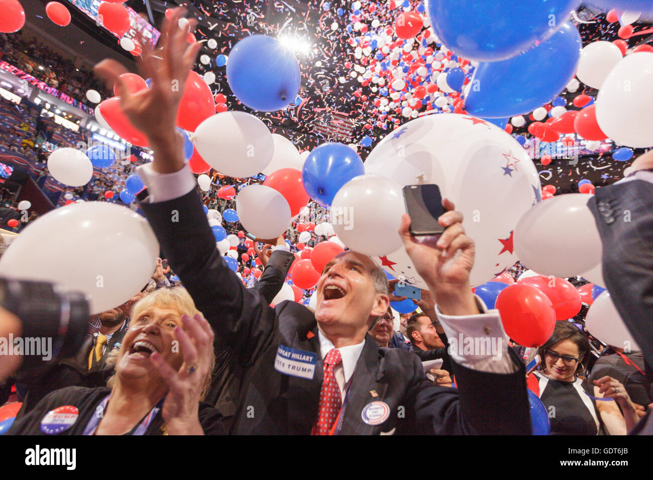 Cleveland, Ohio, USA; July 21, 2016:  Republican National Convention concludes with a balloon drop and confetti. (Philip Scalia/Alamy Live News) Stock Photo