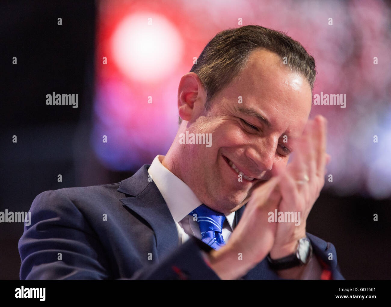 Cleveland, Ohio, USA; July 21, 2016: Reince Priebus, Chairman of the Republican National Committee, smiles from stage during the balloon drop concluding the Republican National Convention. (Philip Scalia/Alamy Live News) Stock Photo