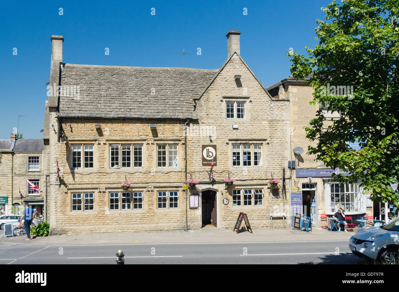 Bitter and twisted pub hires stock photography and images Alamy