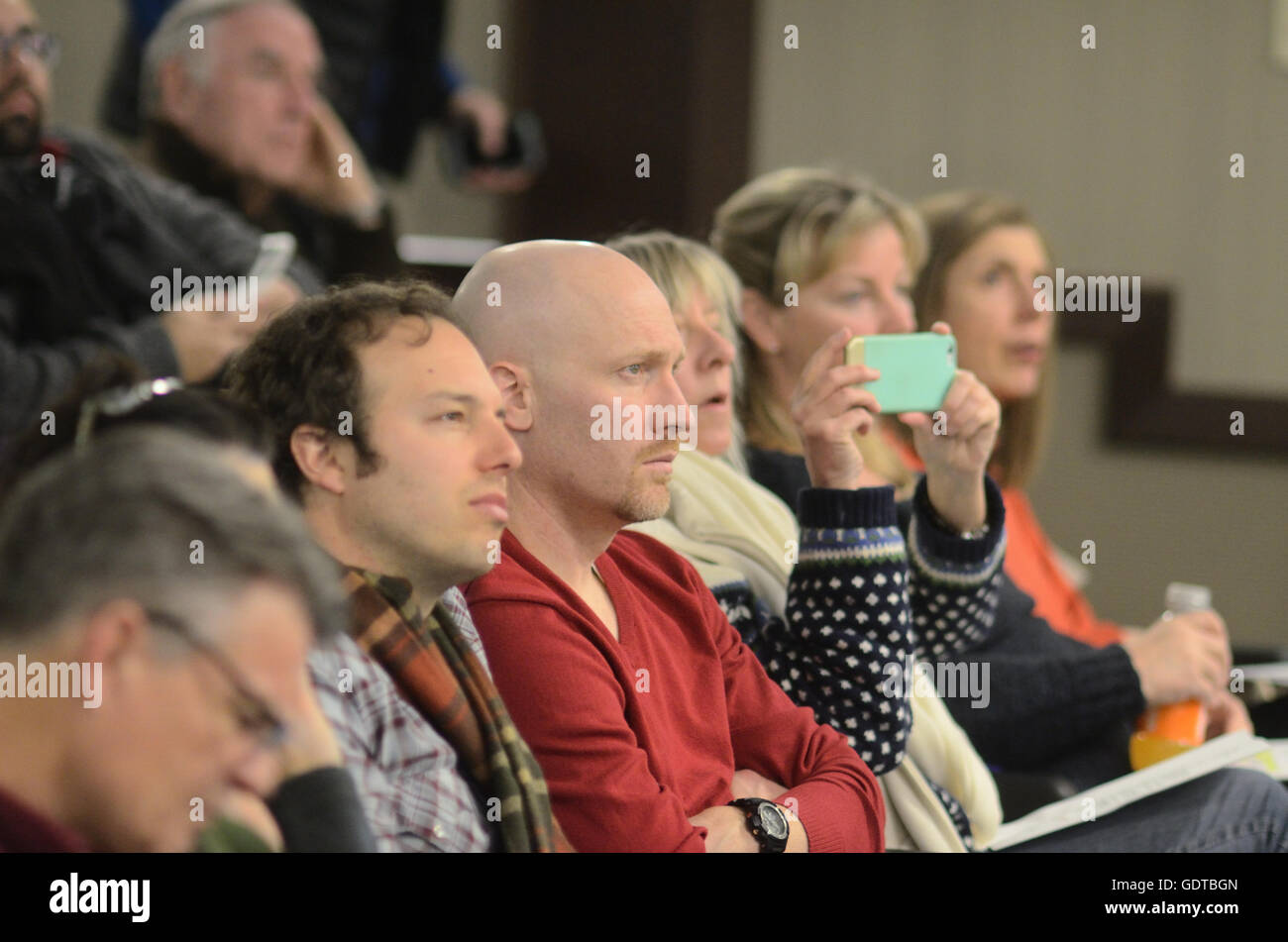 Gun_barrel hires stock photography and images Alamy