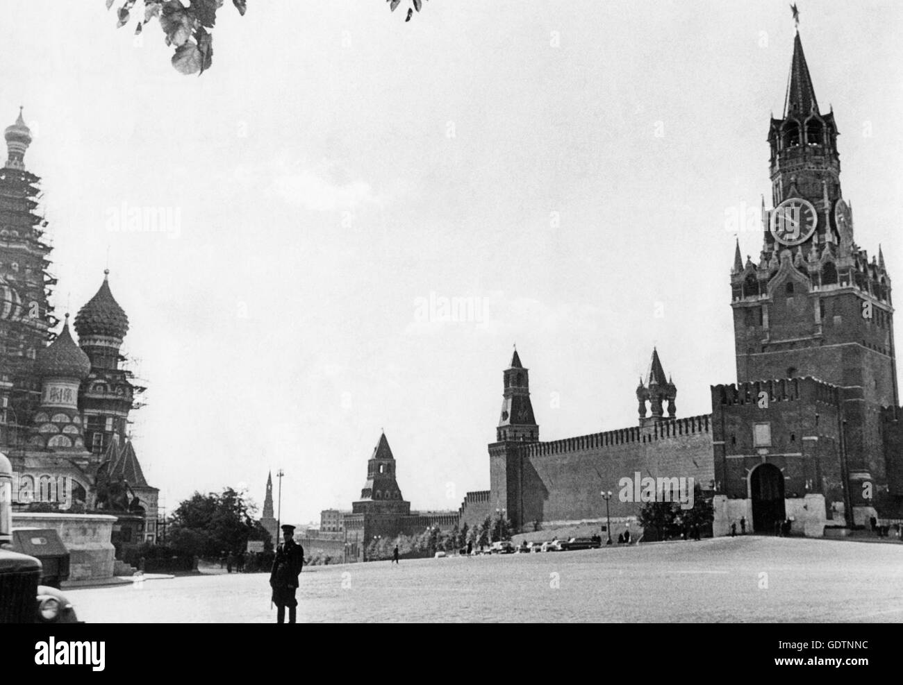 The Red Square in Moscow Stock Photo Alamy