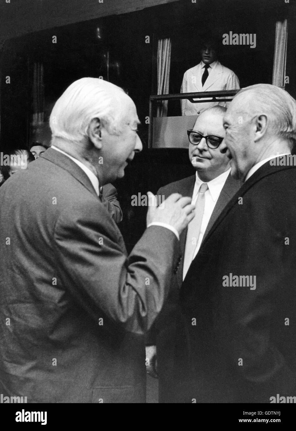 Theodor Heuss with von Brentano and Adenauer, June 1958 Stock Photo