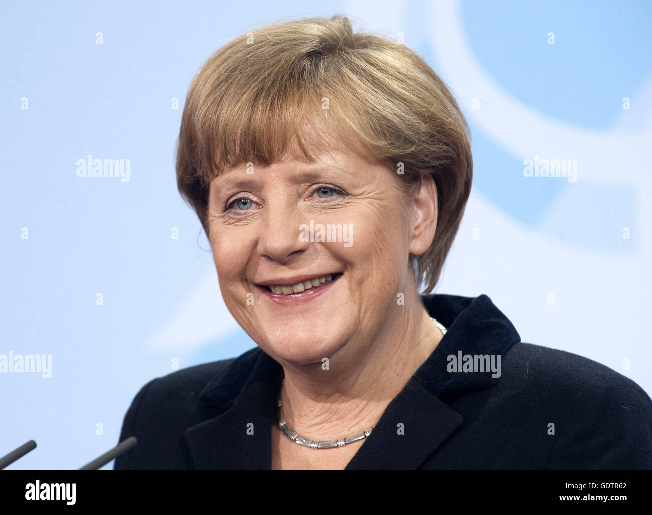 Dr Angela Merkel Stock Photos & Dr Angela Merkel Stock Images Alamy