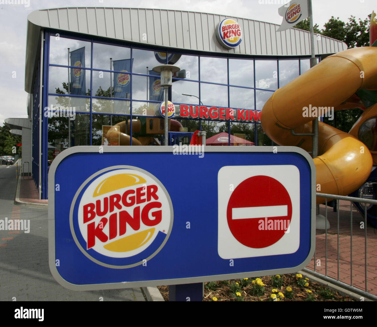 Burger King Deutschland Gmbh High Resolution Stock Photography And Images Alamy
