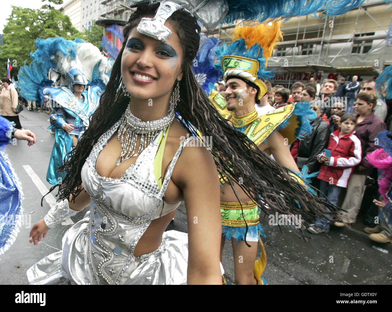 Brazilian women from samba dance hires stock photography and images