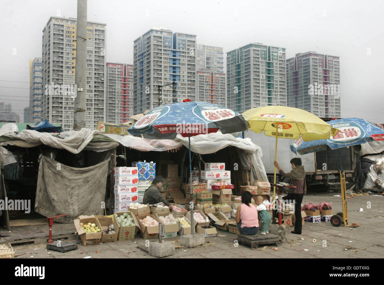 Beijing vegetable market Stock Photo Alamy