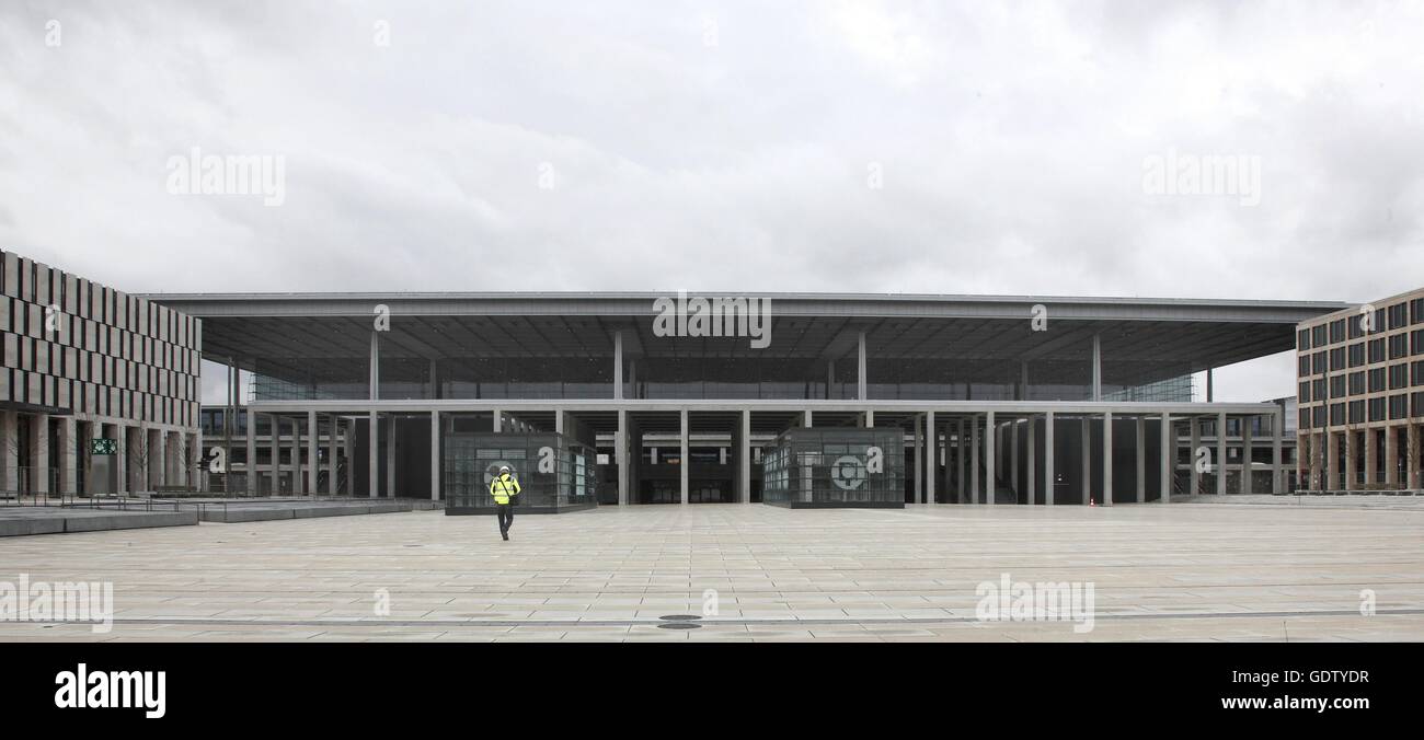 Construction Site Of Berlin Brandenburg Airport, BER Stock Photo - Alamy