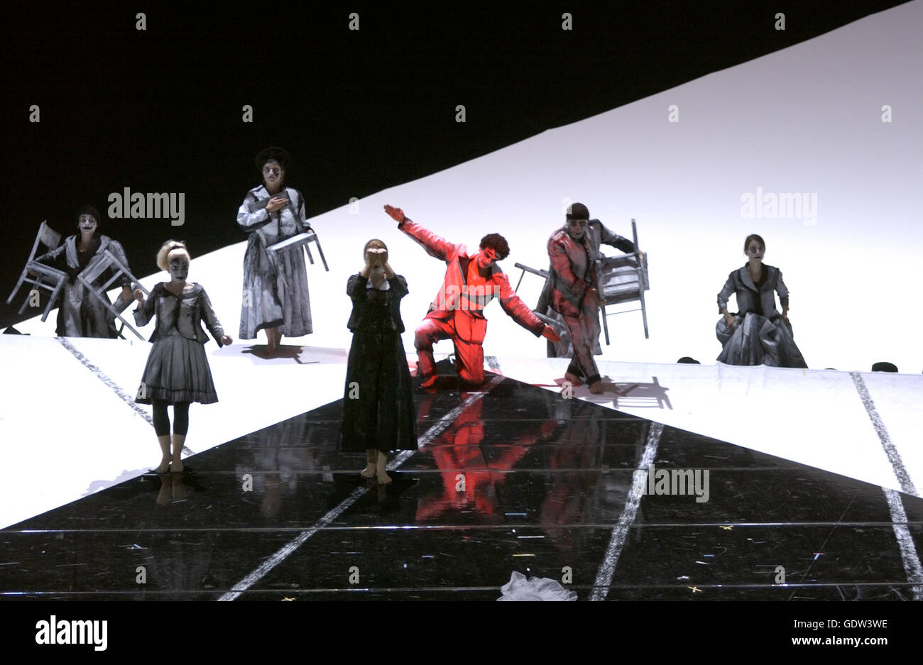  Eugene Onegin Stage Director Achim Freyer Stock Photo Alamy