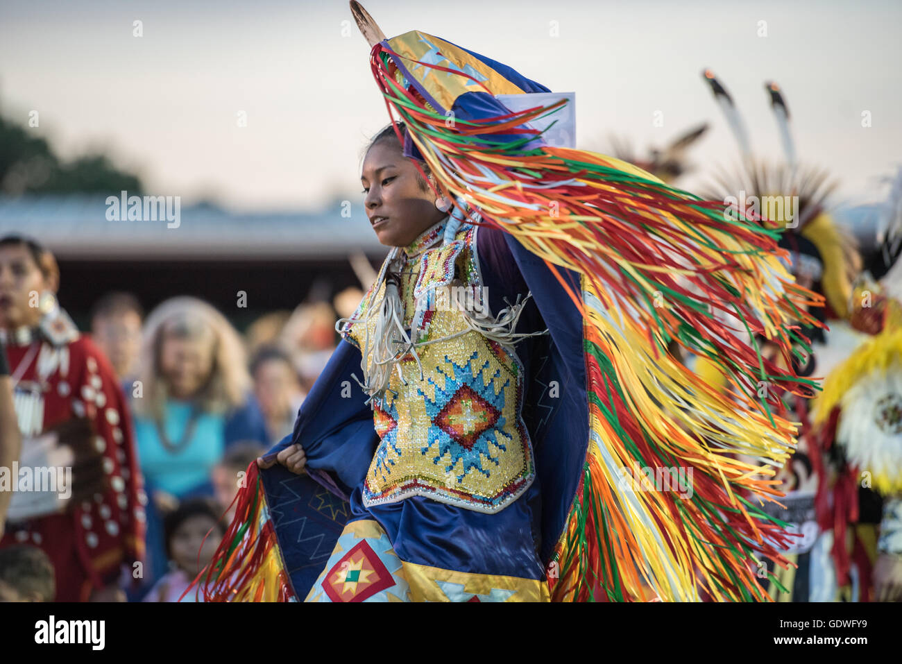 Native American woman performing grass dance during Sac & Fox nation  Pow-wow, Stroud, Oklahoma, U.S.A Stock Photo - Alamy