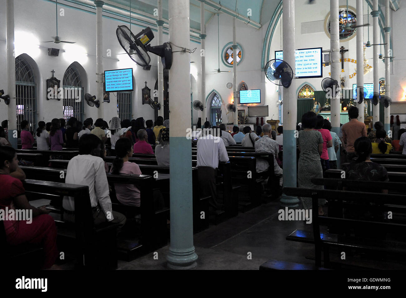 Sunday mass in Yangon Stock Photo