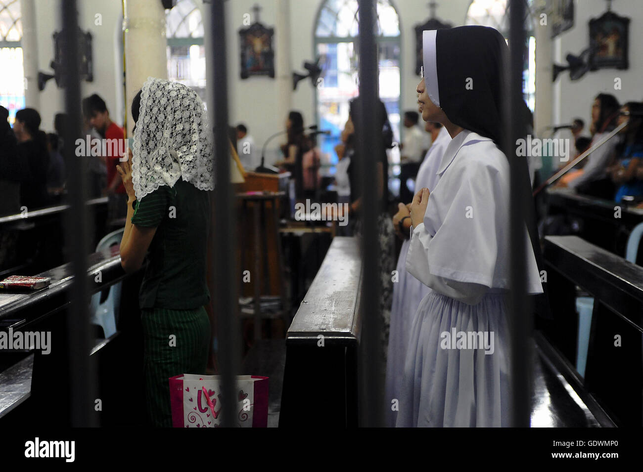 Sunday mass in Yangon Stock Photo