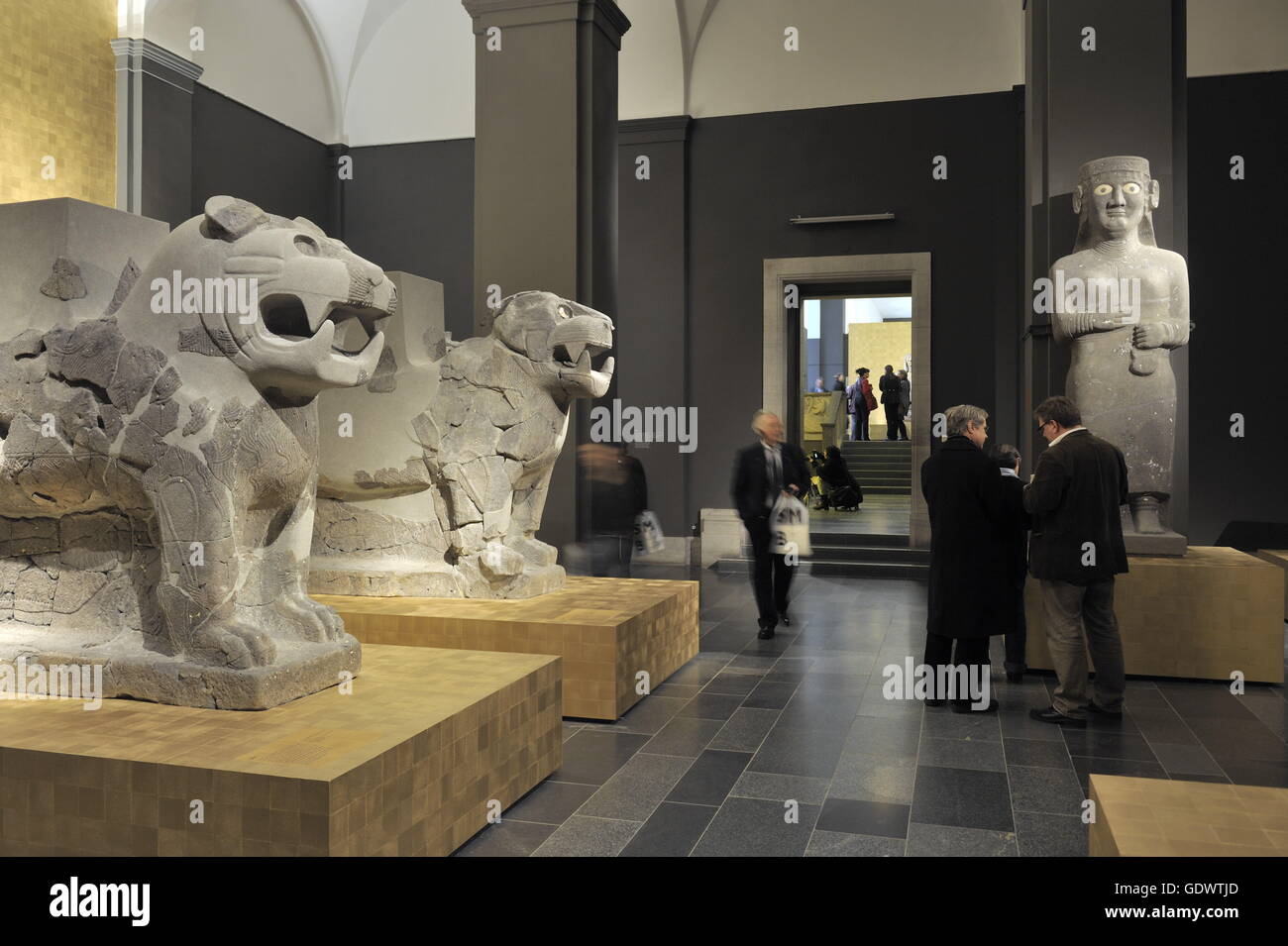 'The exhibition ''The Salvaged Gods from the Palace of Tell Halaf''' Stock Photo