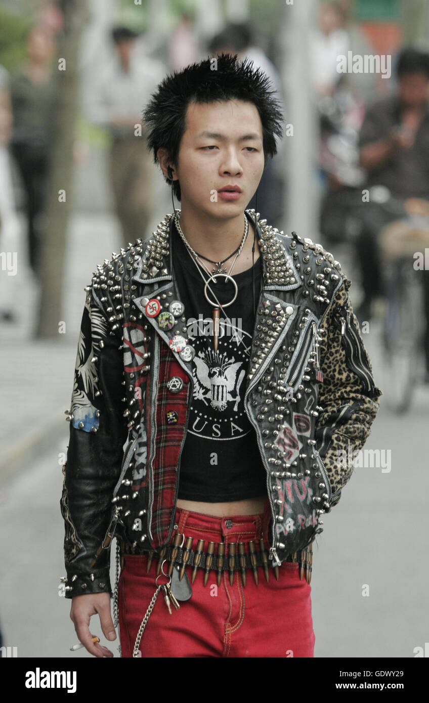 dress like a punk