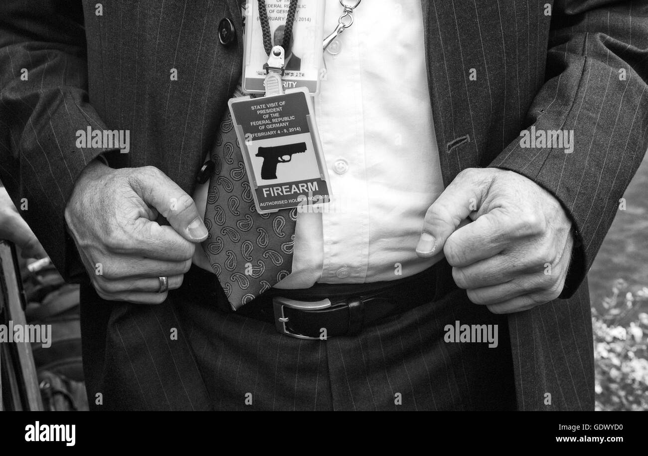 Bodyguard Black and White Stock Photos & Images Alamy