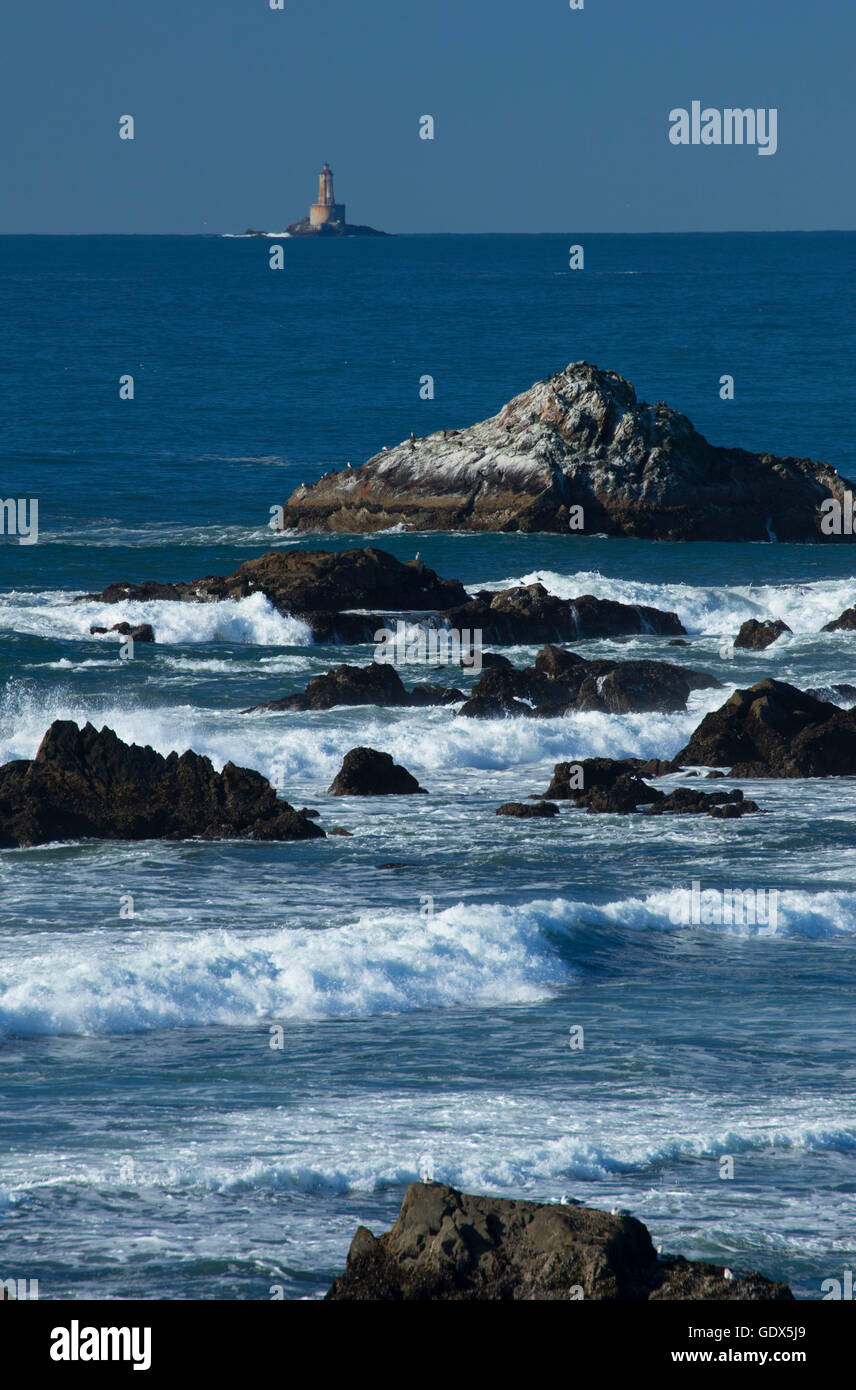St reef lighthouse hires stock photography and images Alamy