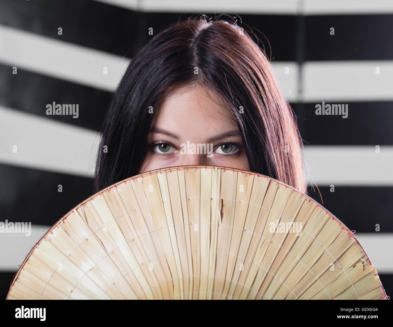 Young woman with a straw hat hi-res stock photography and images - Alamy