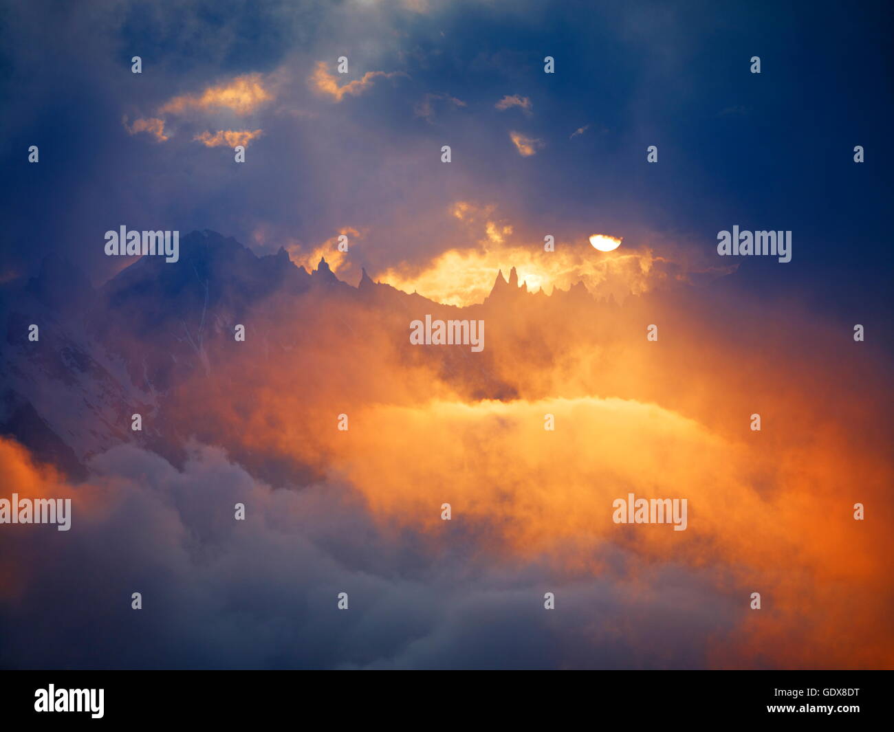 geography / travel, France, Les Courtes summit (3856m) at sunset, Mont-Blanc range, Chamonix, Additional-Rights-Clearance-Info-Not-Available Stock Photo