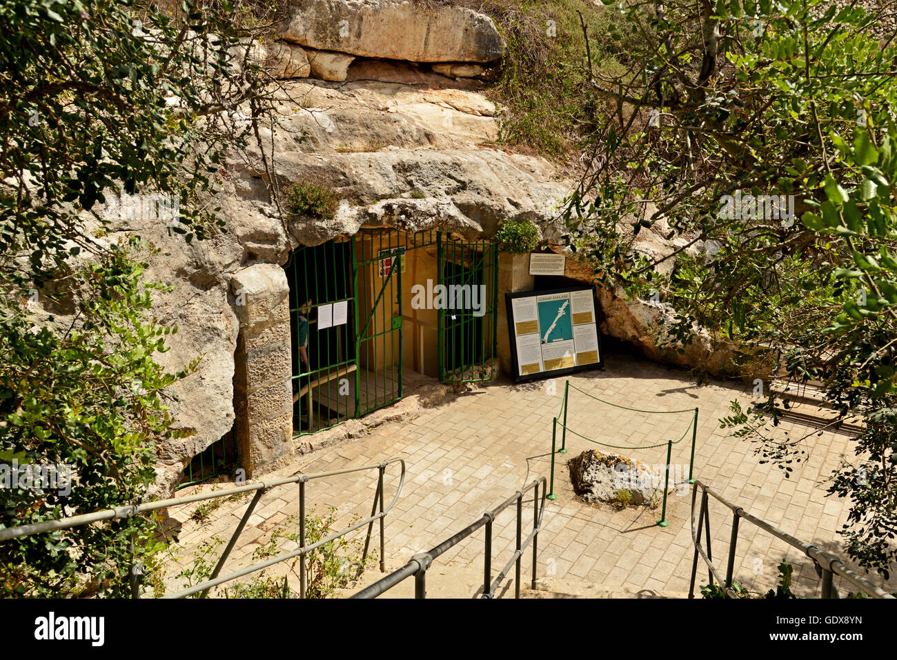 Għar Dalam Cave Entrance Stock Photo Alamy