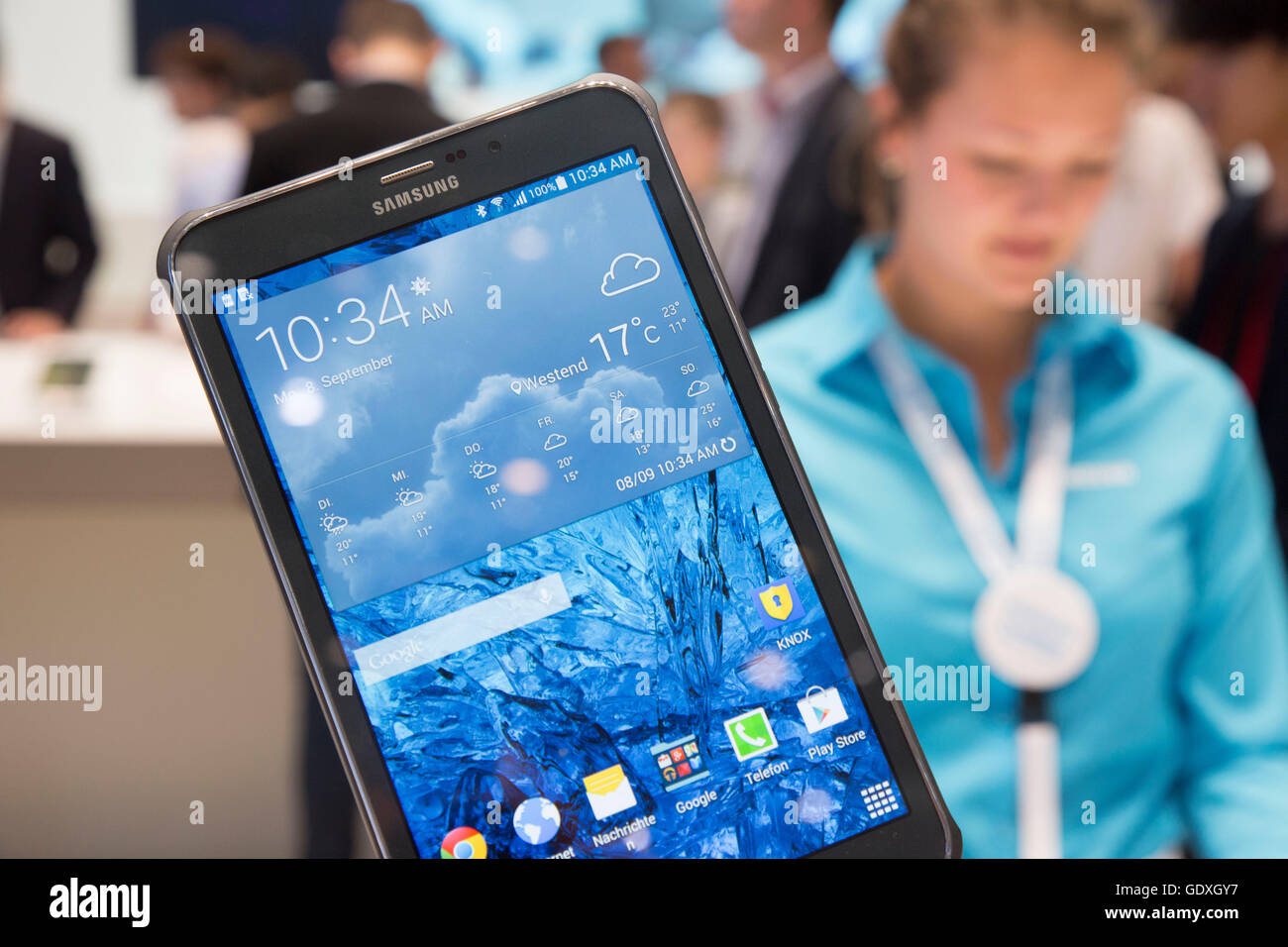 Samsung galaxy tab a hi-res stock photography and images - Alamy