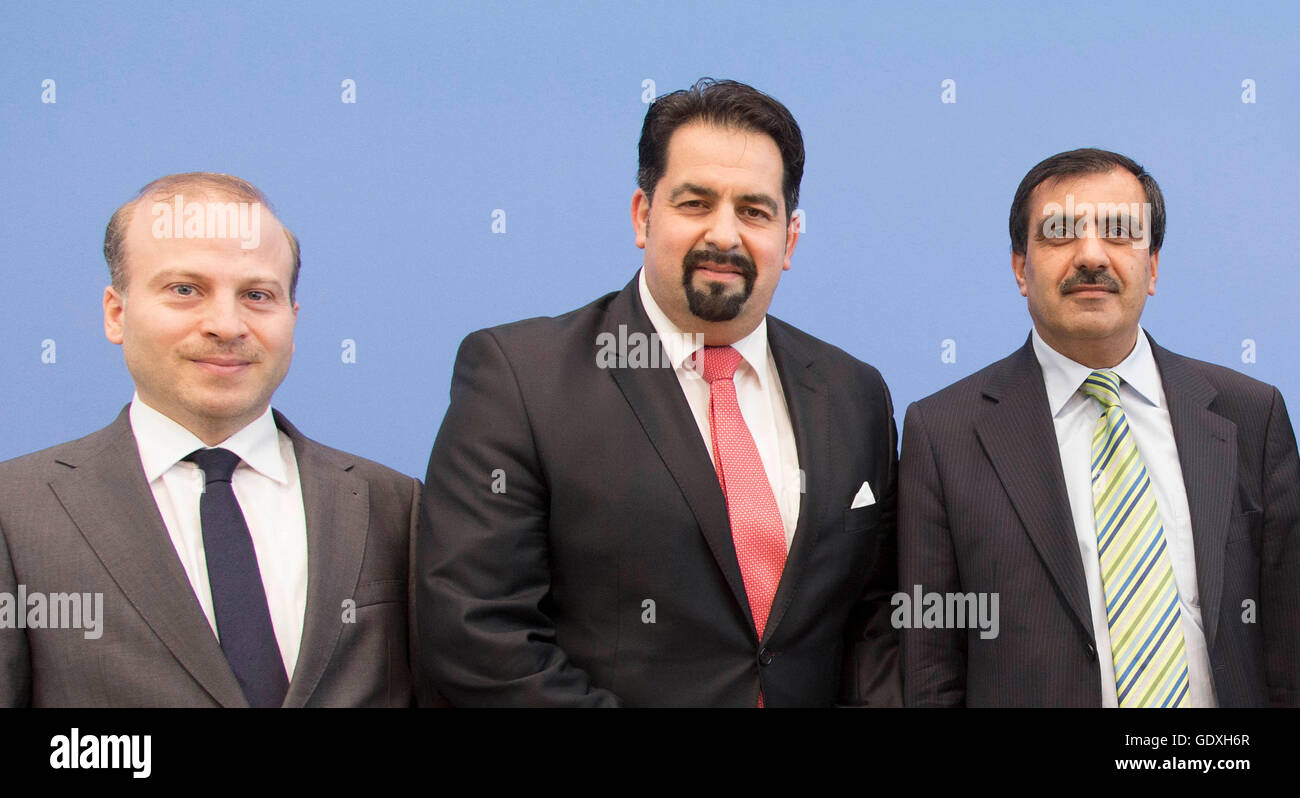 Coordination Council of Muslims at a press conference in Berlin, Germany, 2014 Stock Photo