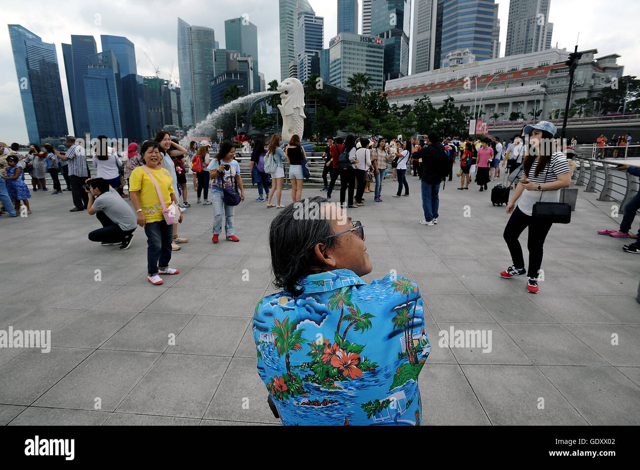 Singapores marina bay merlion hi-res stock photography and images - Alamy