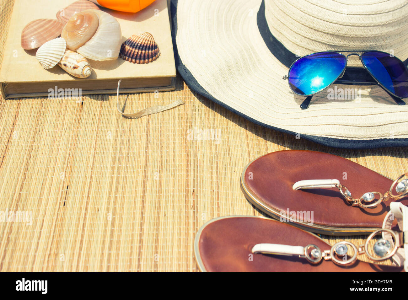 Sunglasses vacation hires stock photography and images Alamy