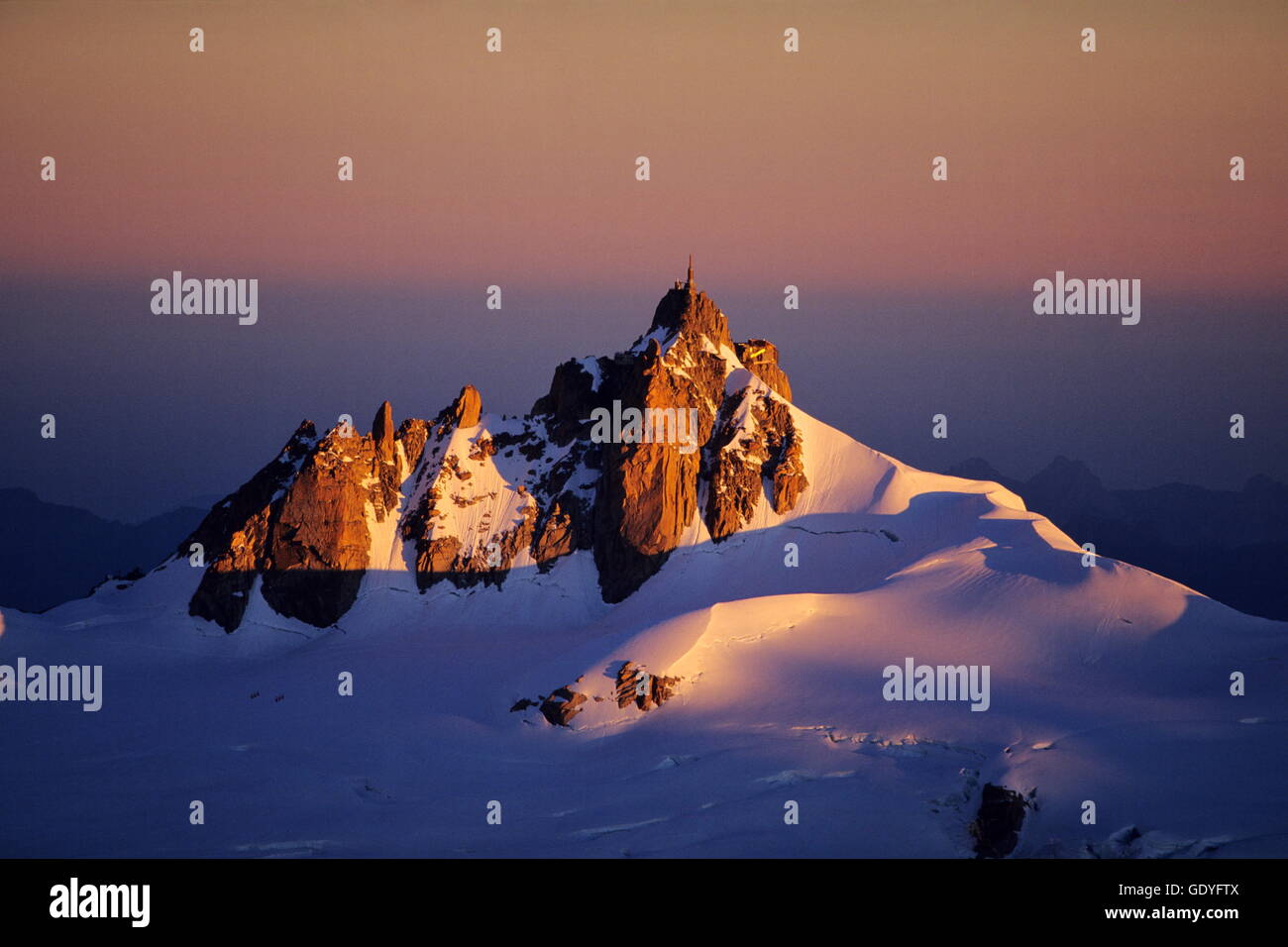 geography / travel, France, The aiguille du Midi (3842m) at sunset, this summit is reatched by one of the highest cable car in Europe, Chamonix, Chamonix, France, Additional-Rights-Clearance-Info-Not-Available Stock Photo
