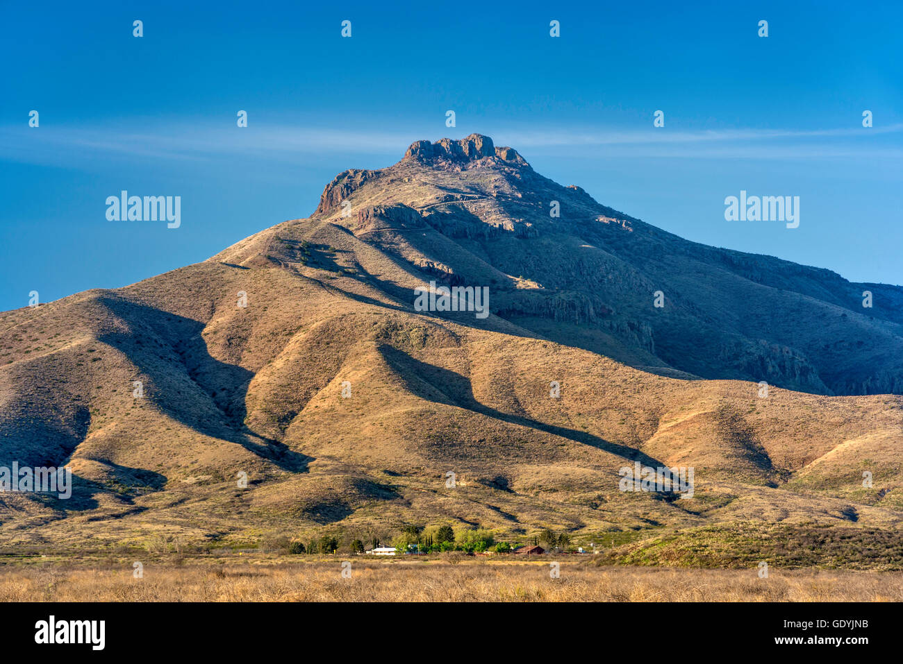 Big Aguja Mountain at sunrise, Davis Mountains, Texas, USA Stock Photo