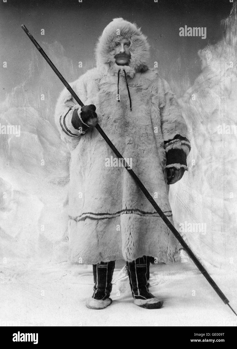 FRIDTJOF NANSEN (186119340) Norwegian explorer and scientist in a