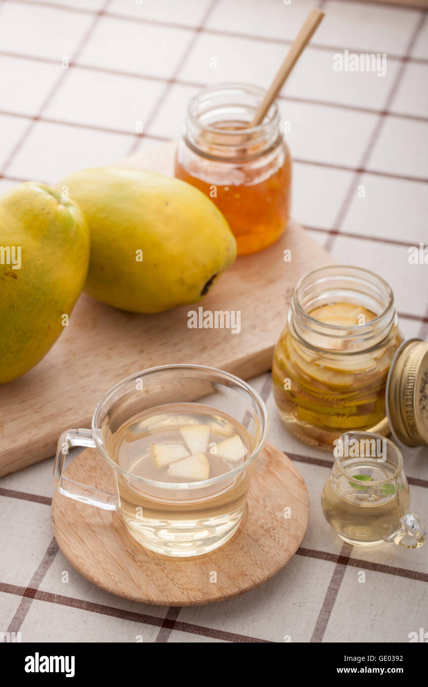 Healthy Chinese quince tea Stock Photo Alamy