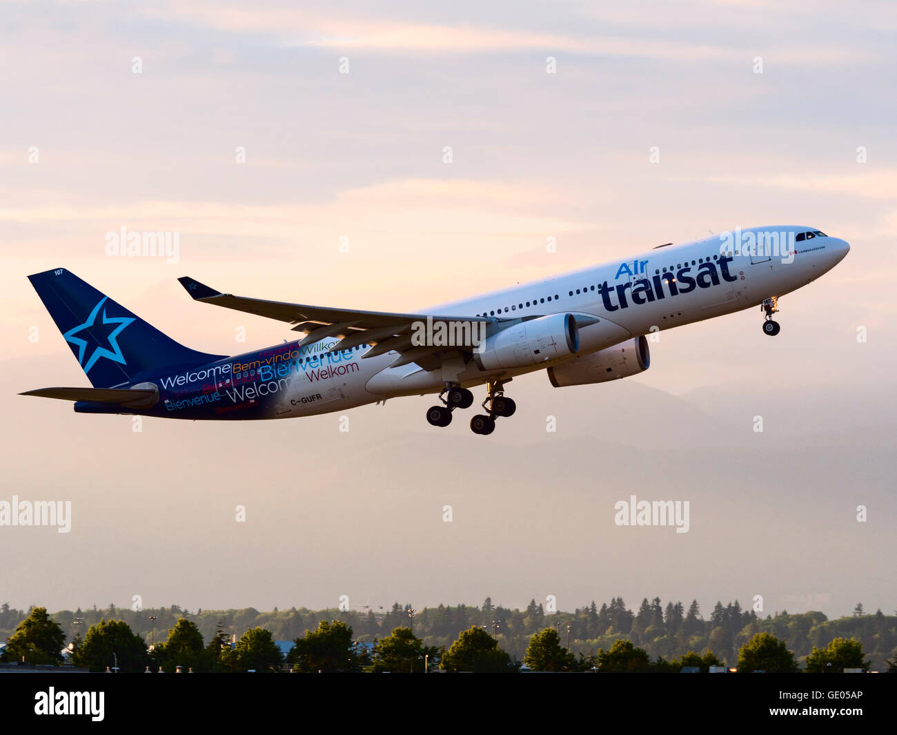 Air Transat Airbus A330-200 C-GUFR Stock Photo