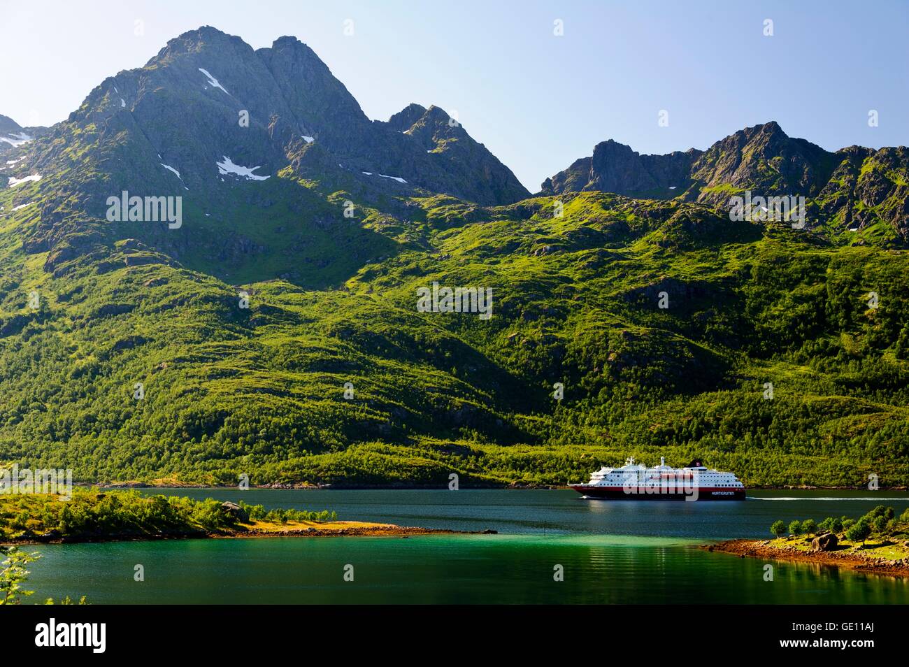 Between vesteralen and lofoten hi-res stock photography and images - Alamy