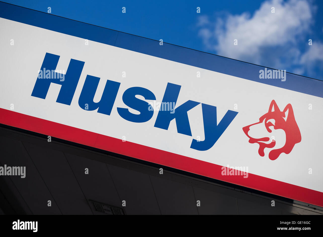 Husky oil hi-res stock photography and images - Alamy