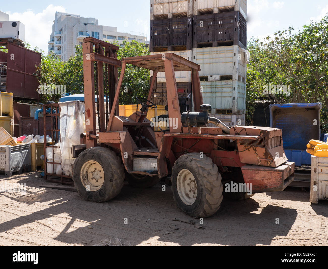 Old heavy duty forklift trucks for sale at the junkyard Stock Photo Alamy