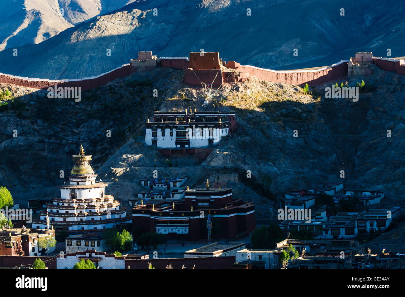 geography / travel, China, Tibet, Gyantse, Kumbum chorten, Additional-Rights-Clearance-Info-Not-Available Stock Photo