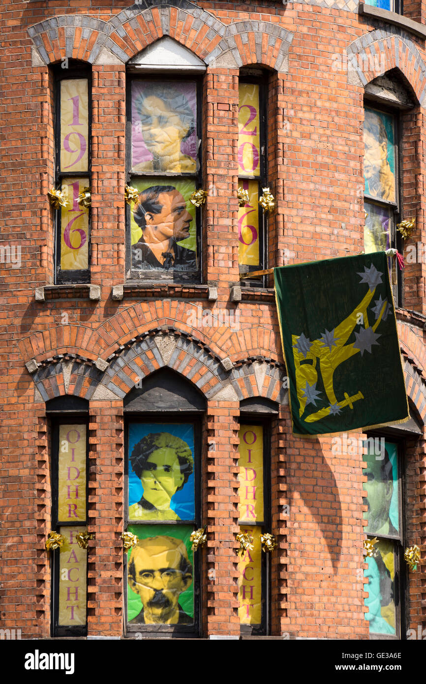 Ireland, Dublin, Dame Street, windows filled with pictures of prominent figures from 1916 Easter Rising Stock Photo