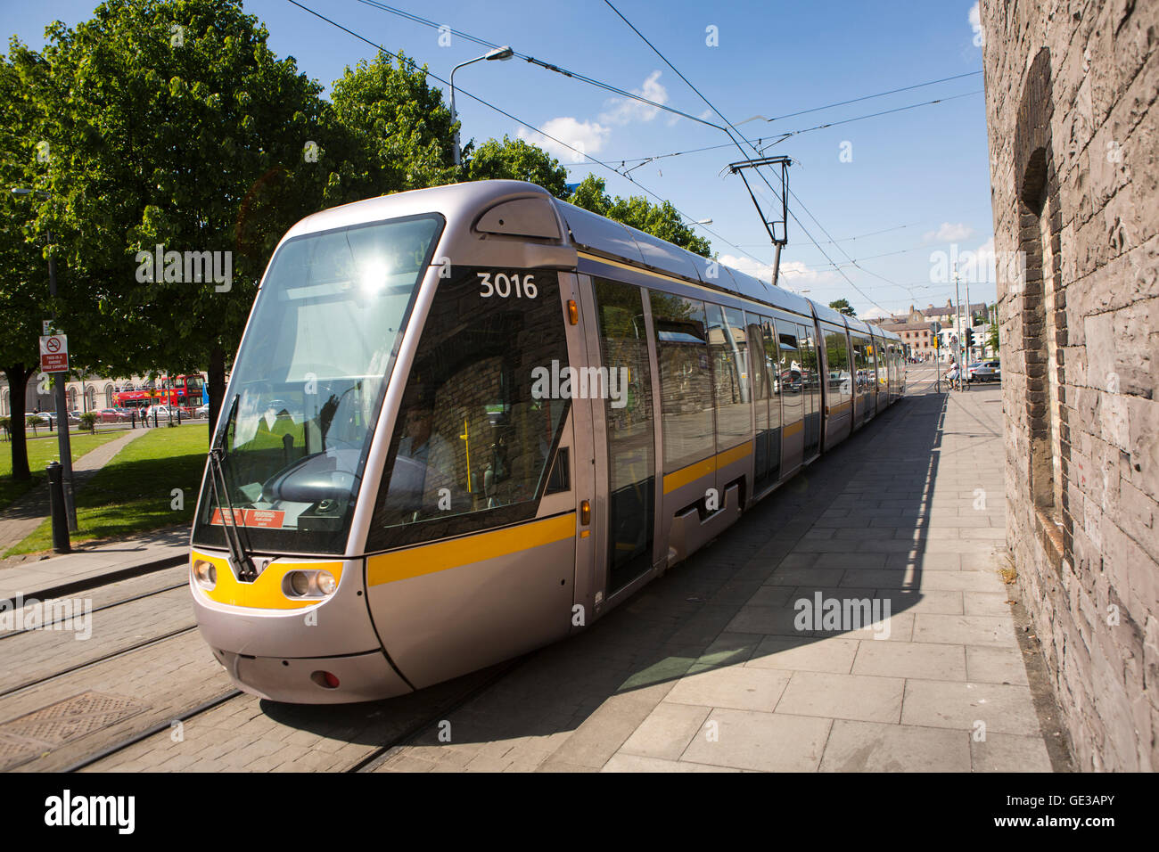 Ireland, Dublin, Steven Street, Luas tram by Heuston Railway Station Stock Photo