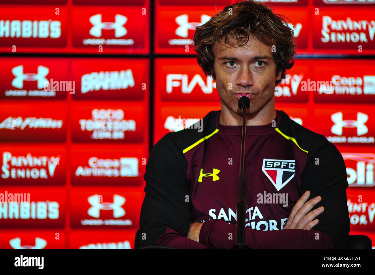 Diego Lugano during colevita after training the S?o Paulo Football Club, held at CCT Barra Funda, in the West Zone of S?o Paulo. Stock Photo