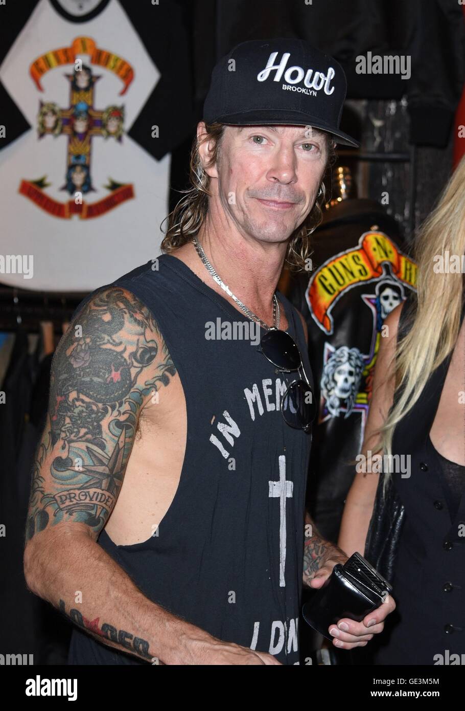 Duff mckagan red carpet event hires stock photography and images Alamy
