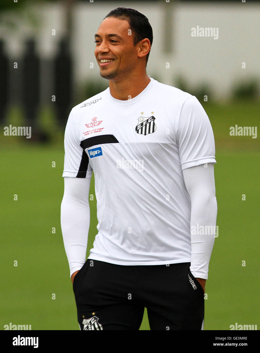 Ricardo Oliveira during training Santos FC held on Friday (22) in the CT Rei Pel? in the city of Santos. Team prepares for the clash next Sunday (24), against Vitoria-BA in Barrad?o in Salvador in a game for the Brazilian Championship in 2016. Stock Photo