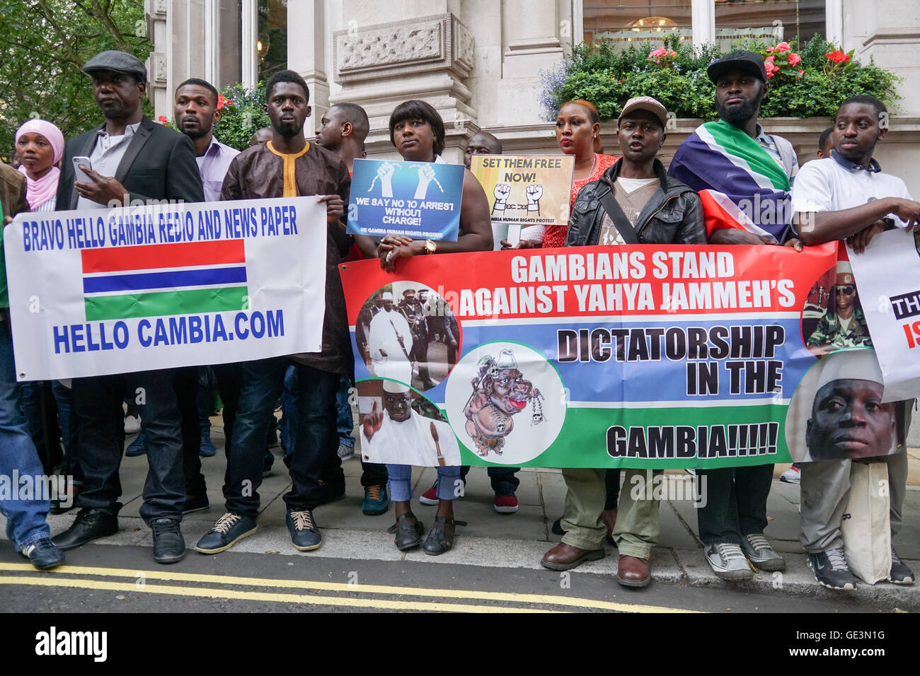 Nigerian embassy london hi-res stock photography and images - Alamy